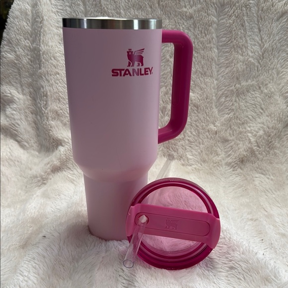 Stanley Flamingo Pink 40oz Travel Mug with Handle - Picture 4 of 4